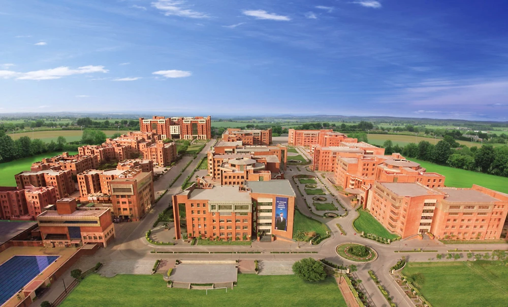 Delhi University ( DU )