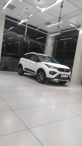 NEXA (Kuldeep Motors, Lucknow, Ring Road)